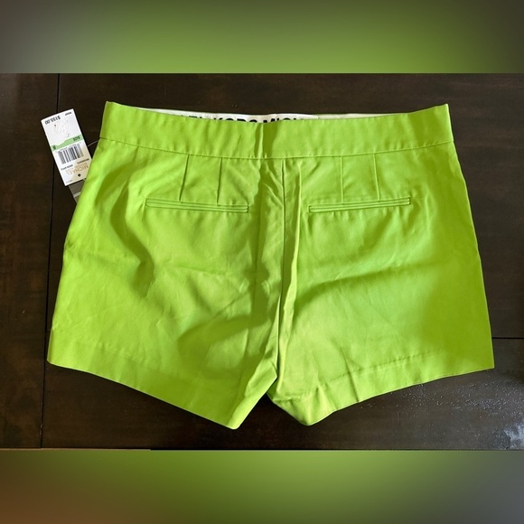 Michael Kors Green Apple Shorts - Picture 2 of 3